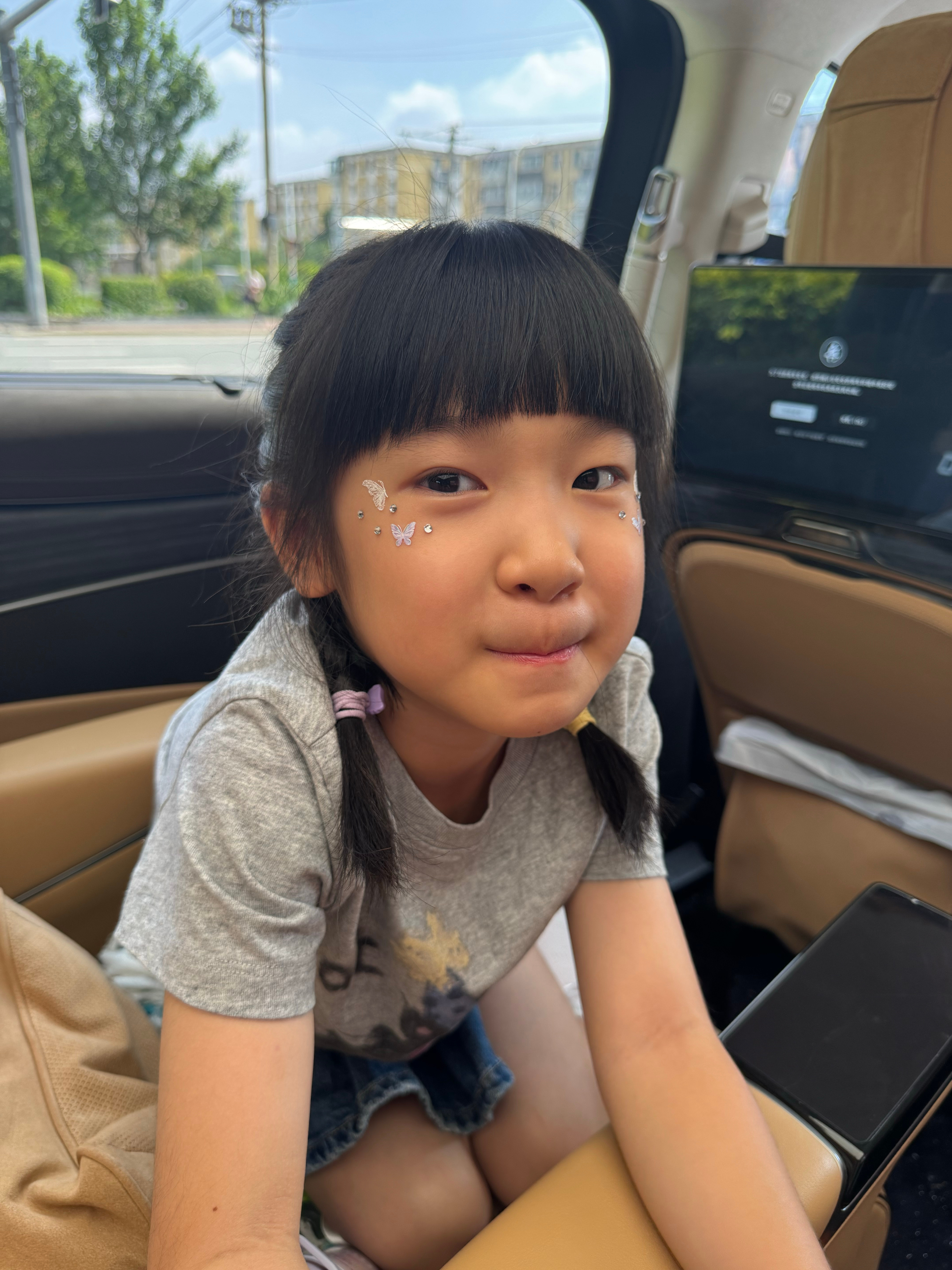 她说缺点口红
