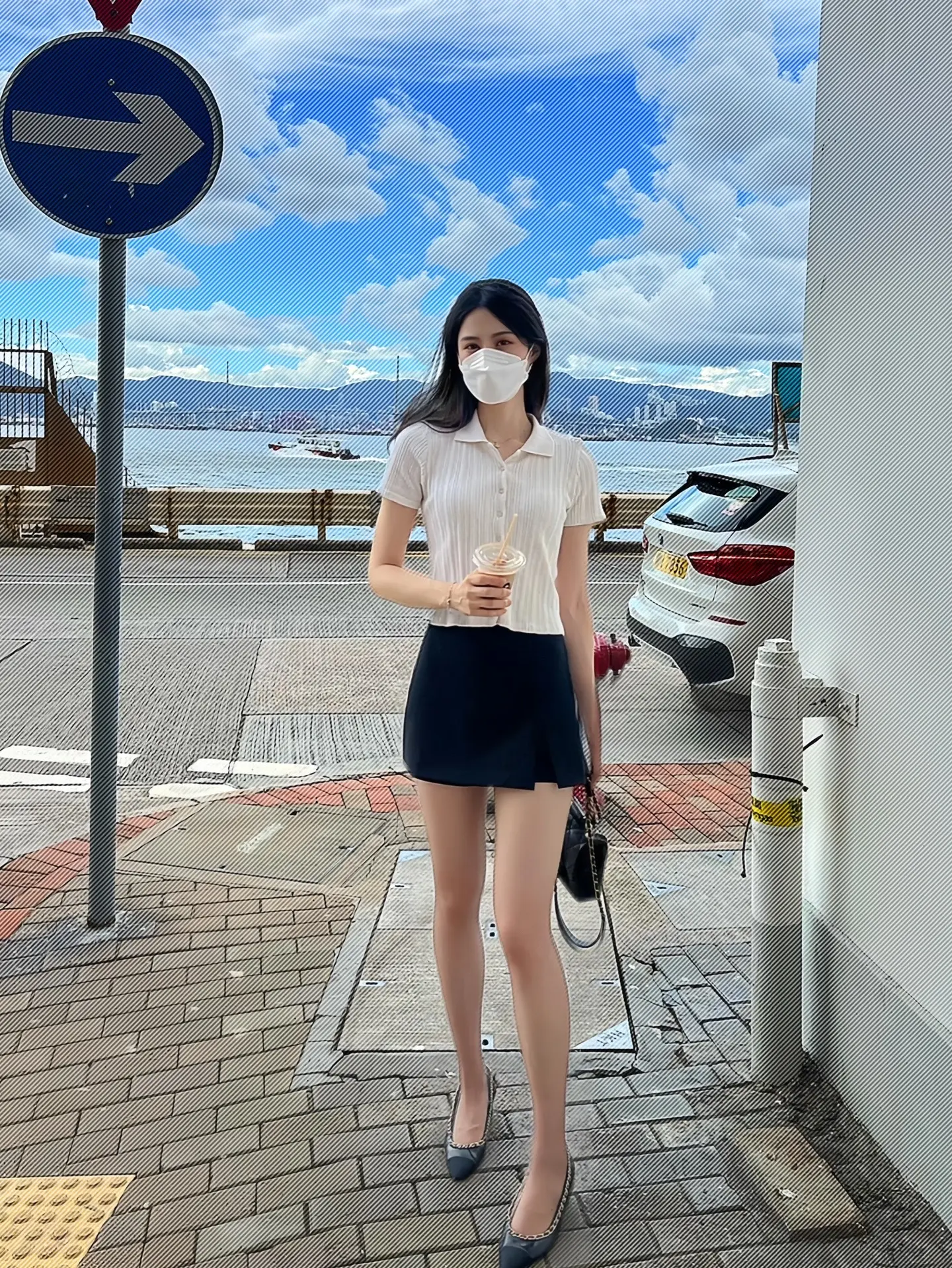 今天的穿搭灵感是蓝天给的