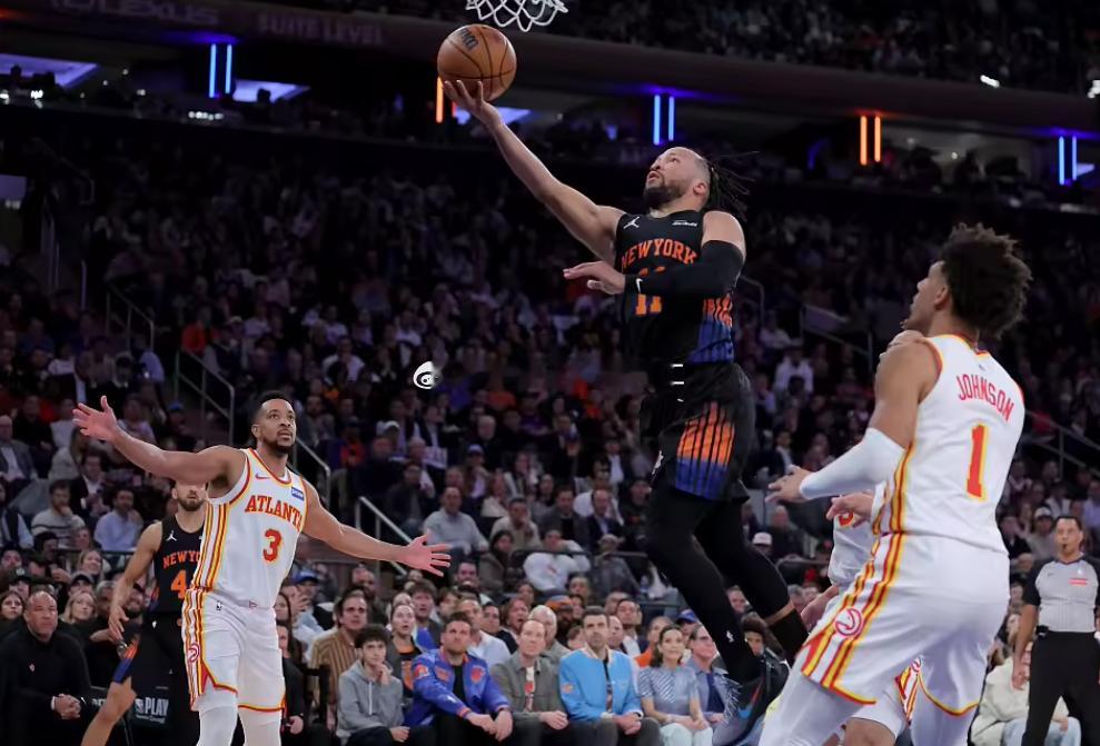 NBA季后赛首轮G2，尼克斯主场106-107输给老鹰，大比分被扳为1-1平。值