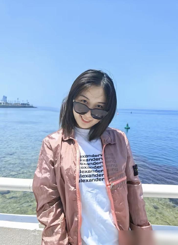 别再刷什么“神仙爱情”了。我告诉你，钱天一结婚领证，和她拿下博士录取通知书，是同