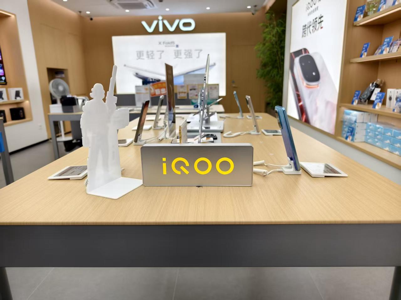 [独家]春节档高端机型华为苹果“分庭抗礼”，3月手机厂商或集