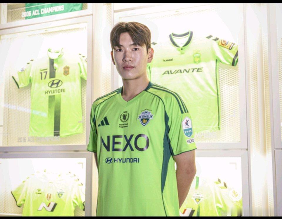 1月7日讯 全北现代官方宣布，正式签下釜山偶像主力中卫赵伟济，以填补洪正好离队留