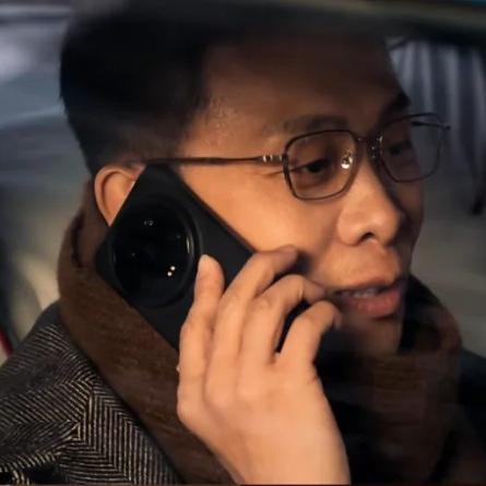 身边朋友都在追热播的《以法之名》，我发现里面出现了很多非常眼熟的国产手机。比如张