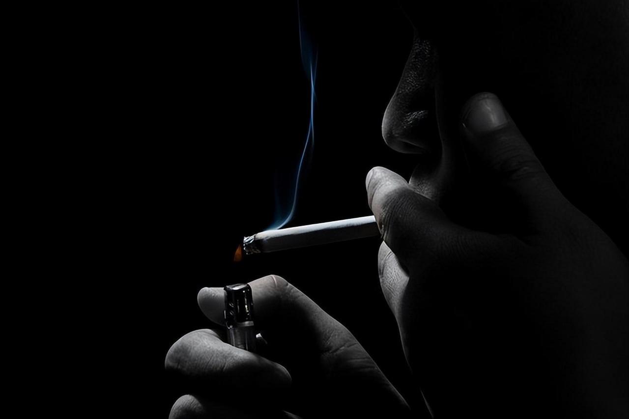 分享我这周有趣的事：据说这幅对联历经千年，依旧没人能对出工整的下联，“梧桐守站牌