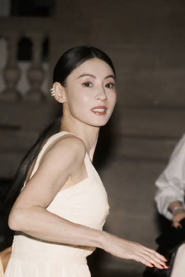 张柏芝说APT谐音是啊柏芝   张姐在气质这一块的把握的死死滴 