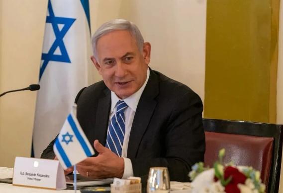 内塔尼亚胡独裁十八年，终于瞒不住了！以色列彻底变天，民众怒吼：滚下台！
 
4月