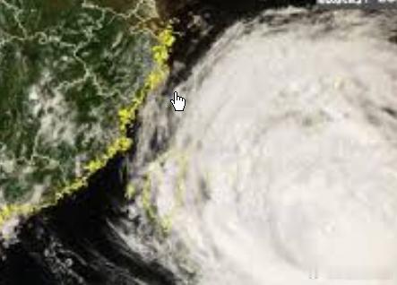台风“巴威”进入24小时警戒线，其中中心位于台湾省基隆市东南方今年第9号台风“巴