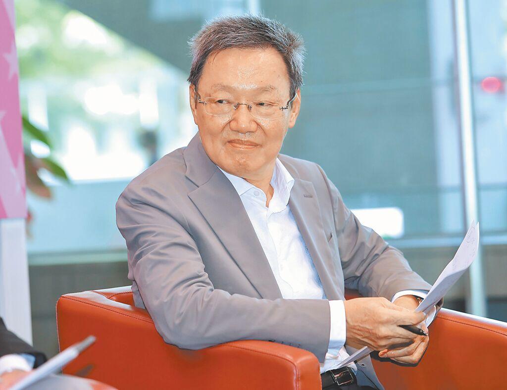 中国国民党中评会主席团主席、台北论坛基金会董事长苏起：台湾如不以“和”自救，变局