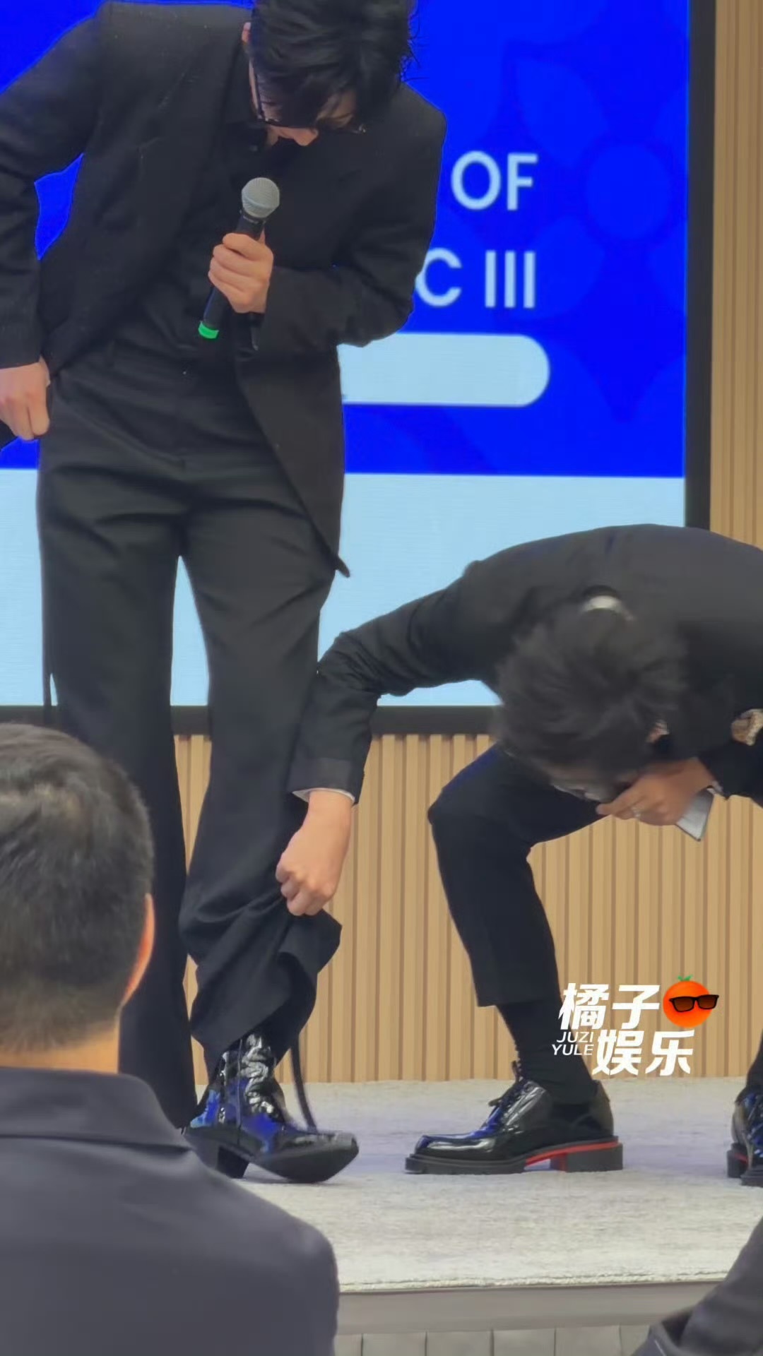特别高情商特别会化解尴尬音乐缘计划第三季发布会主持人说“站他身边有压力”顶刘用“