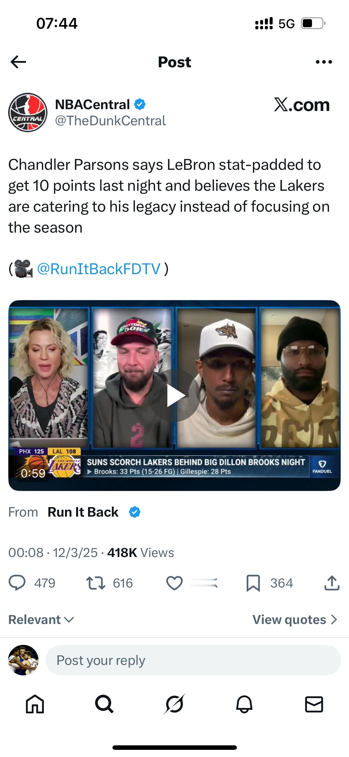 钱德勒·帕森斯表示，勒布朗昨晚为了拿到 10 分而刷数据，并认为湖人现在是在迎合