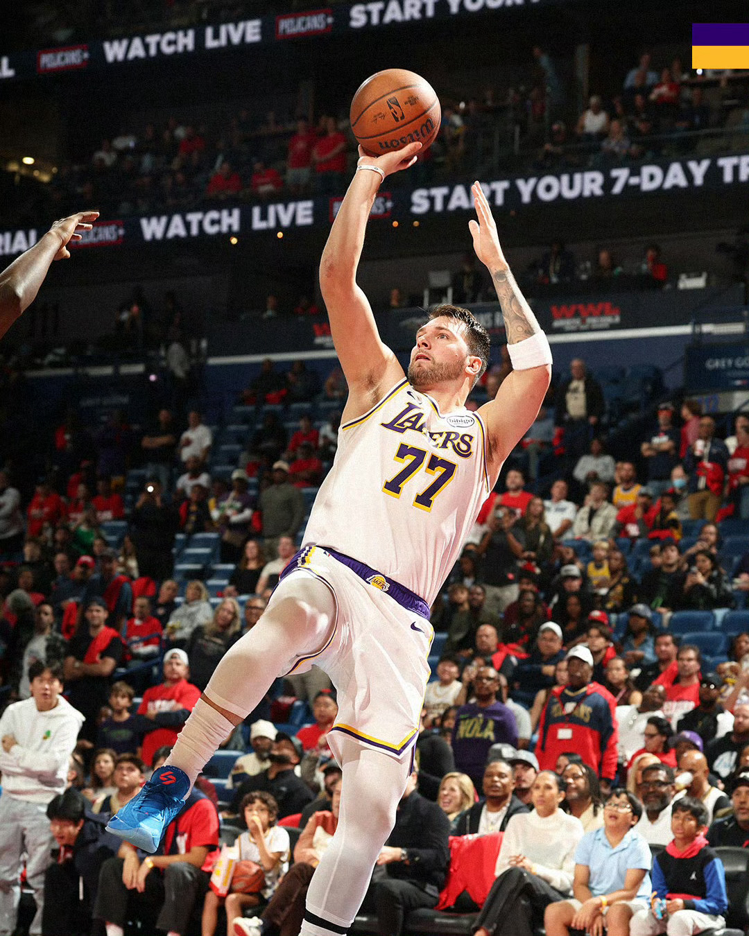 东契奇今天赛后谈到湖人目前战绩时表示：“这场比赛我们得到了不少好的出手机会。目前