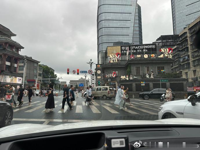 分享照片：旅行日常碎片 英雄联盟 英雄联盟