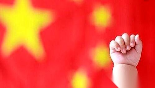 刷到个新闻，说咱们这儿还有14亿人。
说真的，这个数字大到有点虚幻。我感受更深的