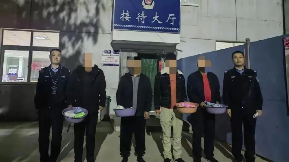 “假僧人”现形记：莫让诈骗亵渎了信仰

最近，兰州发生了一件让人啼笑皆非又深感愤