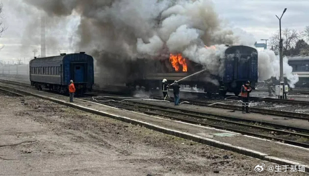 【俄加强对乌铁路的打击，自3月初已发动18次袭击】网页链接据乌克兰铁路公司报道，