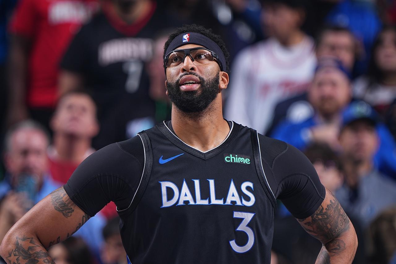 浓眉29分8篮板！湖人喜提西部第二！

没比赛的湖人就是最强的，且真正的湖人不需