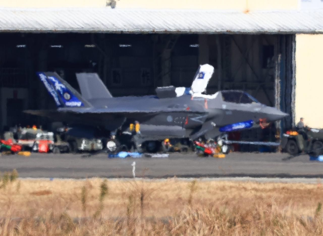 航空自卫队F-35B彩绘涂装亮相，将于12月7日活动中正式展示 ​​​