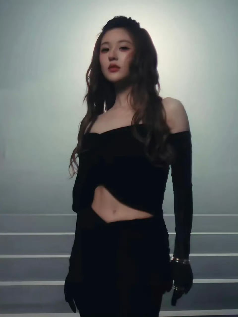 已经认不出赵露思了…… 