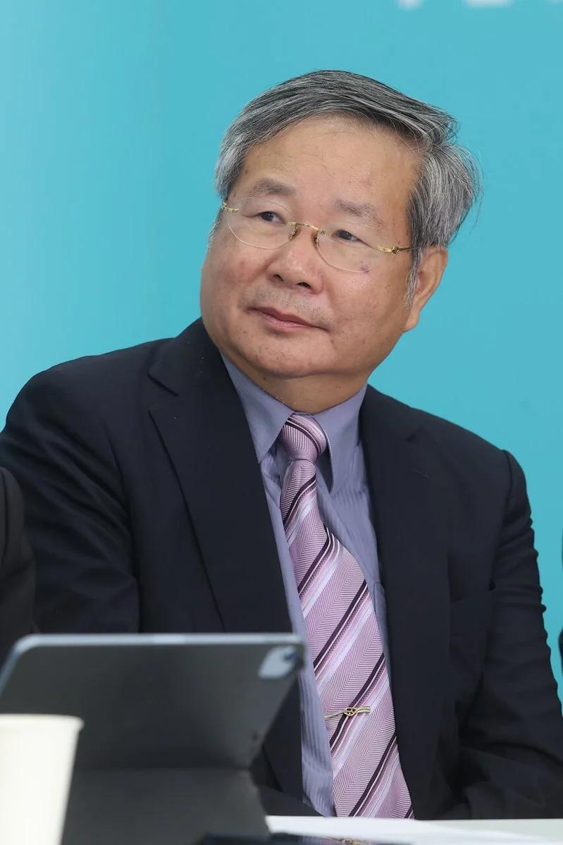 “独派”许忠信将递补民众党不分区“立委”，黄国昌回应了
台湾民众党中评会昨天开除