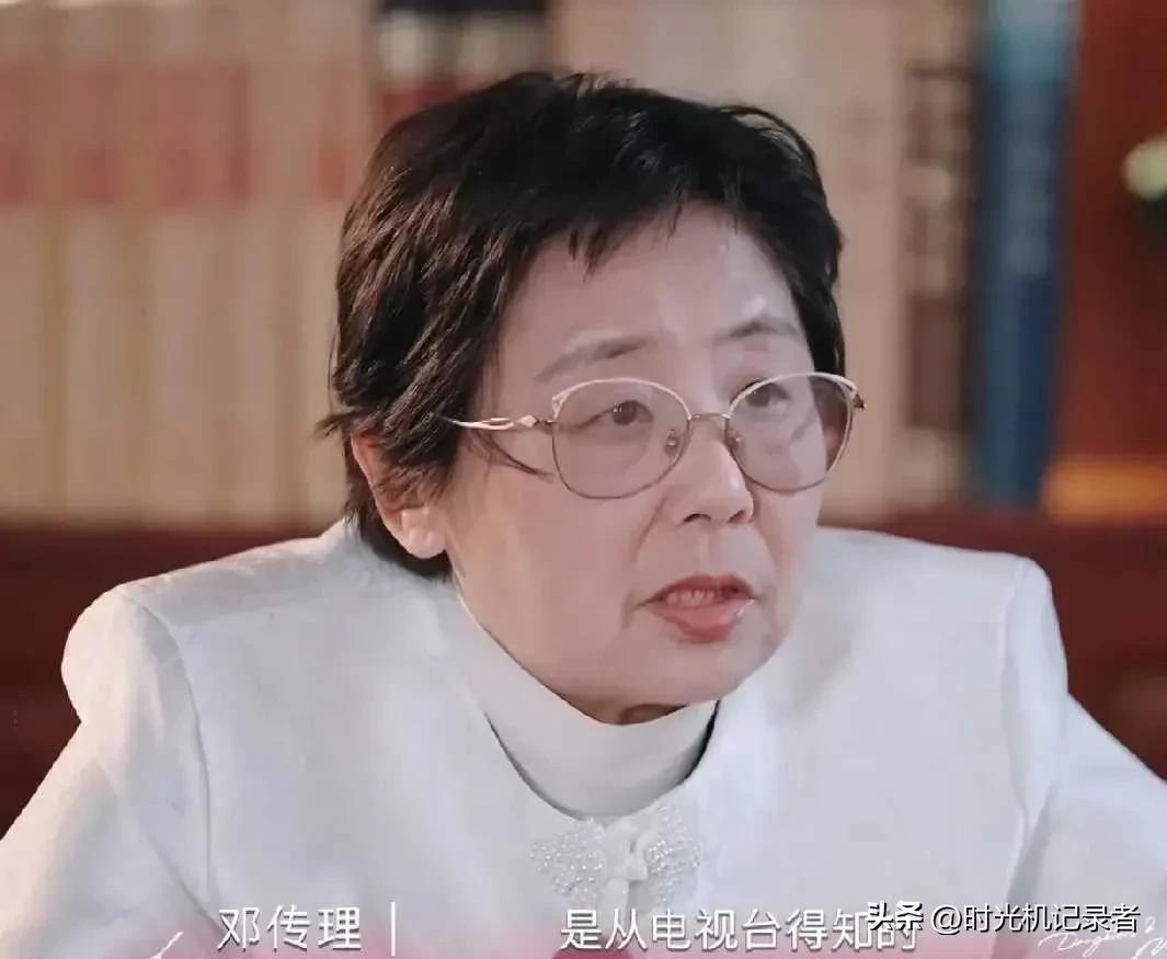 黄圣依100%不可能再和杨子复婚了，因为在节目里黄圣依把自己的婚姻全部不堪暴露在