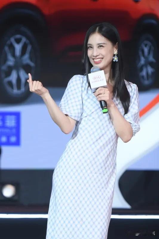 看《是妈妈是女儿》，黄圣依好实诚：一定要热情地应对生活。邀约也会更多。积极地投入