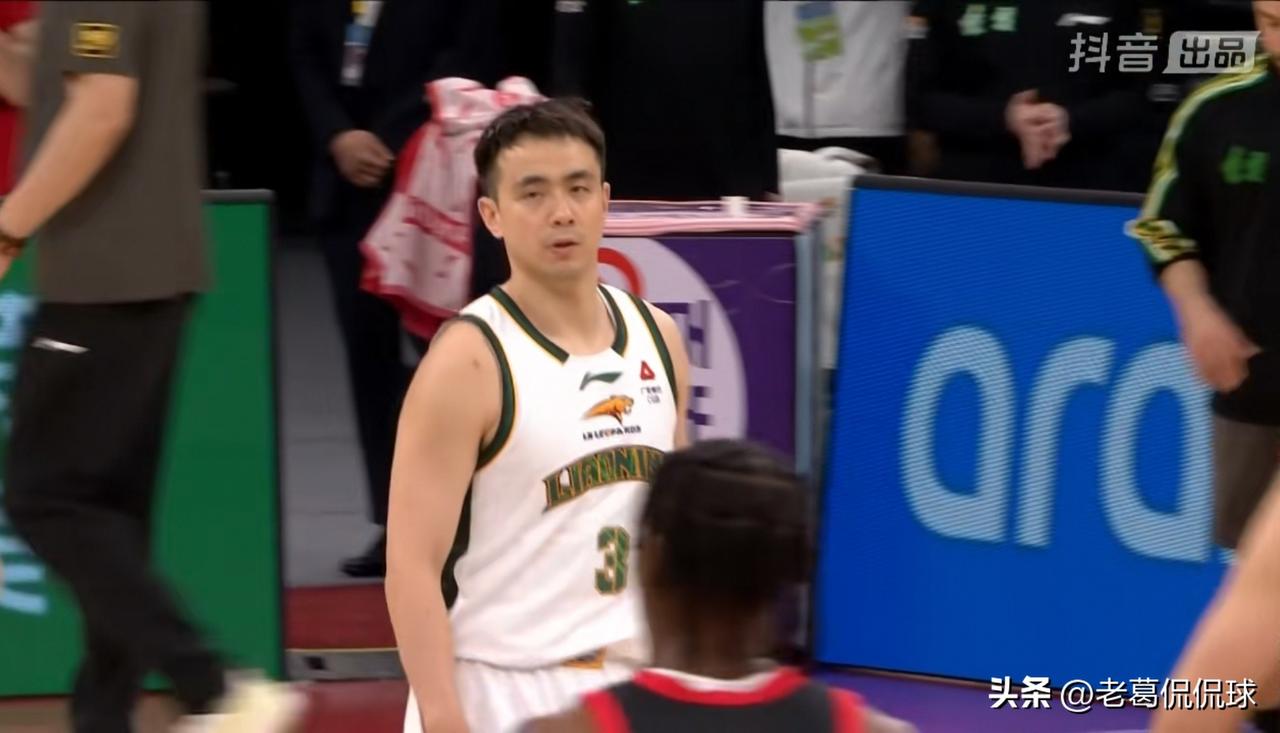 辽宁本钢巨星赵继伟真是得分助攻一肩挑！在今天辽宁本钢客场以96：88力克深圳马可