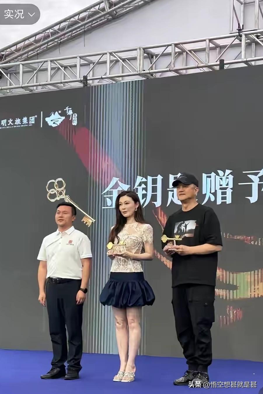 李亚鹏的民宿在昆明开业，他之前在云南就有很多产业，现在名气、财力允许了，应该只是