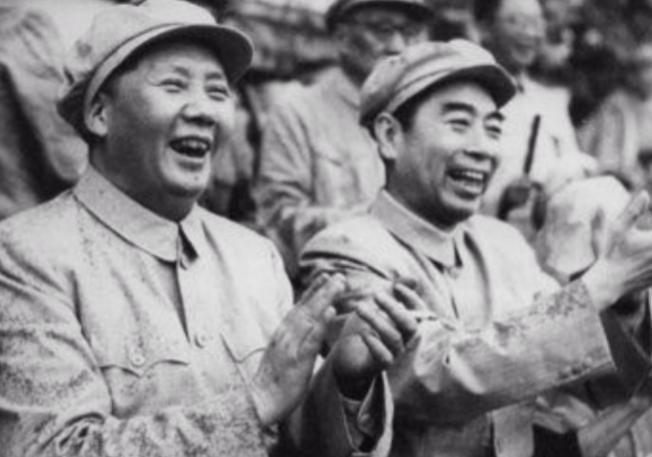 1975年，毛主席与周总理双双身患重病，国家该怎么办？从1969年开始，主席的身