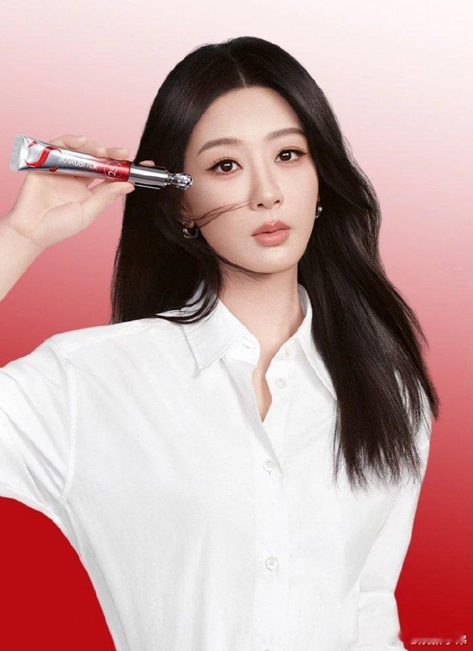 杨紫丸美新图，好美
