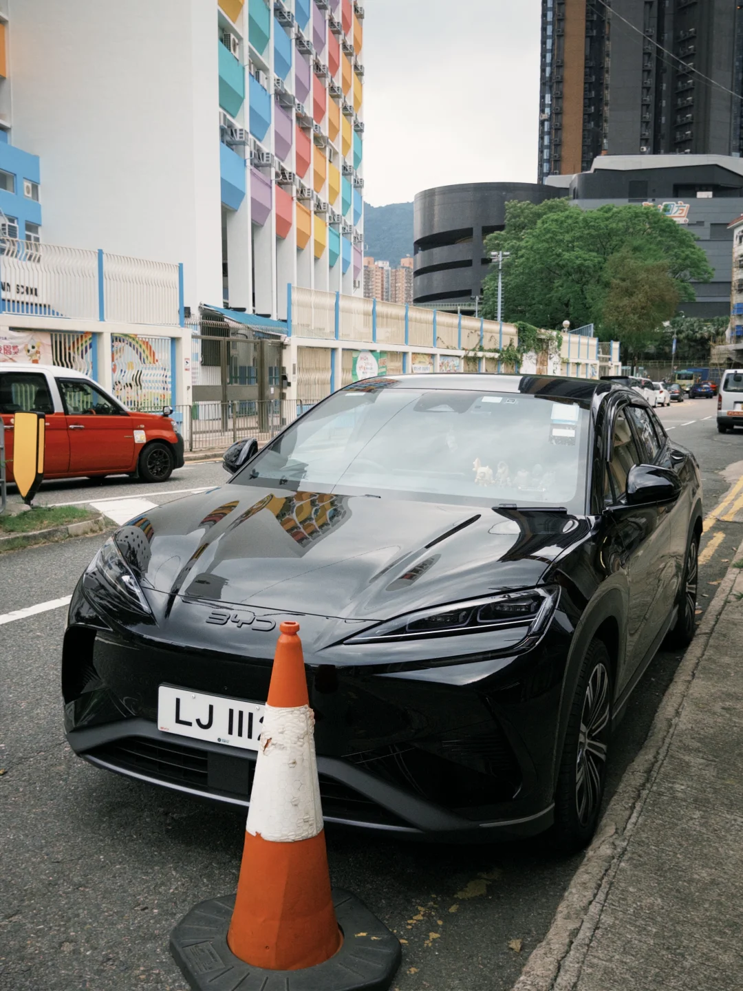 🇭🇰港区新能源换成白牌好看多了