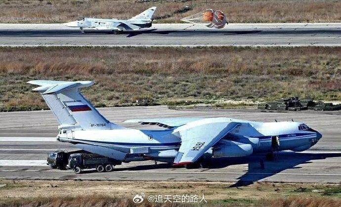 日前据俄罗斯外交部报道称，俄罗斯从叙利亚撤离了朝鲜、阿布哈兹和白俄罗斯驻叙外交使