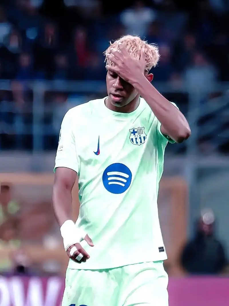 038 巴萨罗那  VS  埃尔切（情报）1.在“国家德比”中失利后，巴塞罗那将