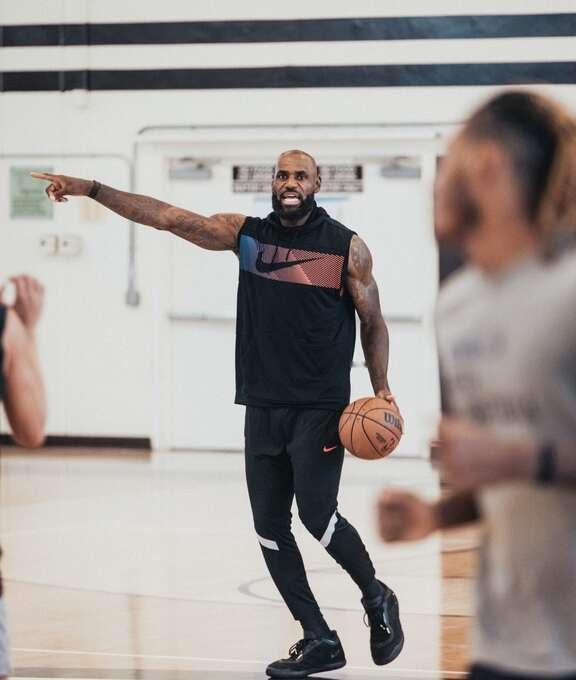 Private Run 🏀
球局 篮球 比赛 NBA NBA穿搭 勒布朗詹姆斯