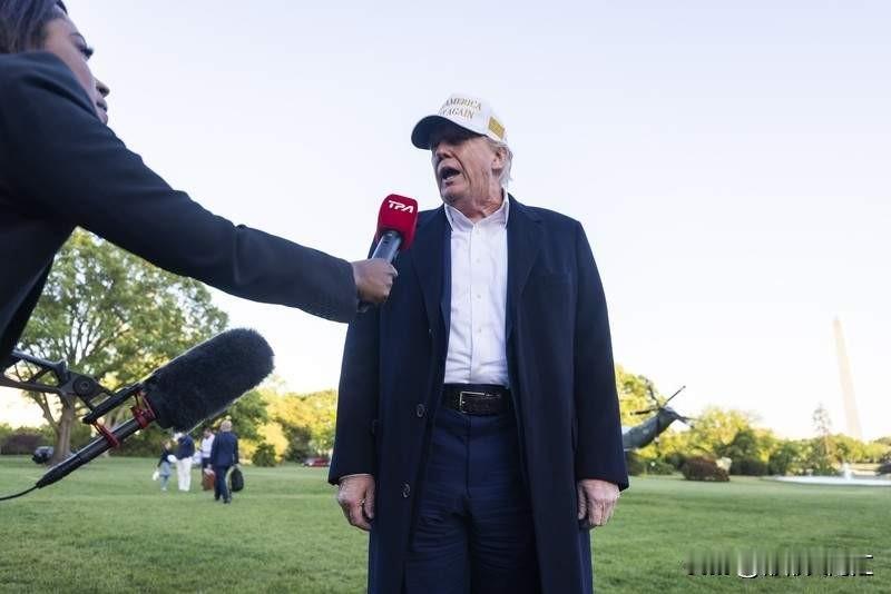 当地时间1月4日晚，特朗普在“空军一号”上的一番话引发关注。当被问美国是否会在哥