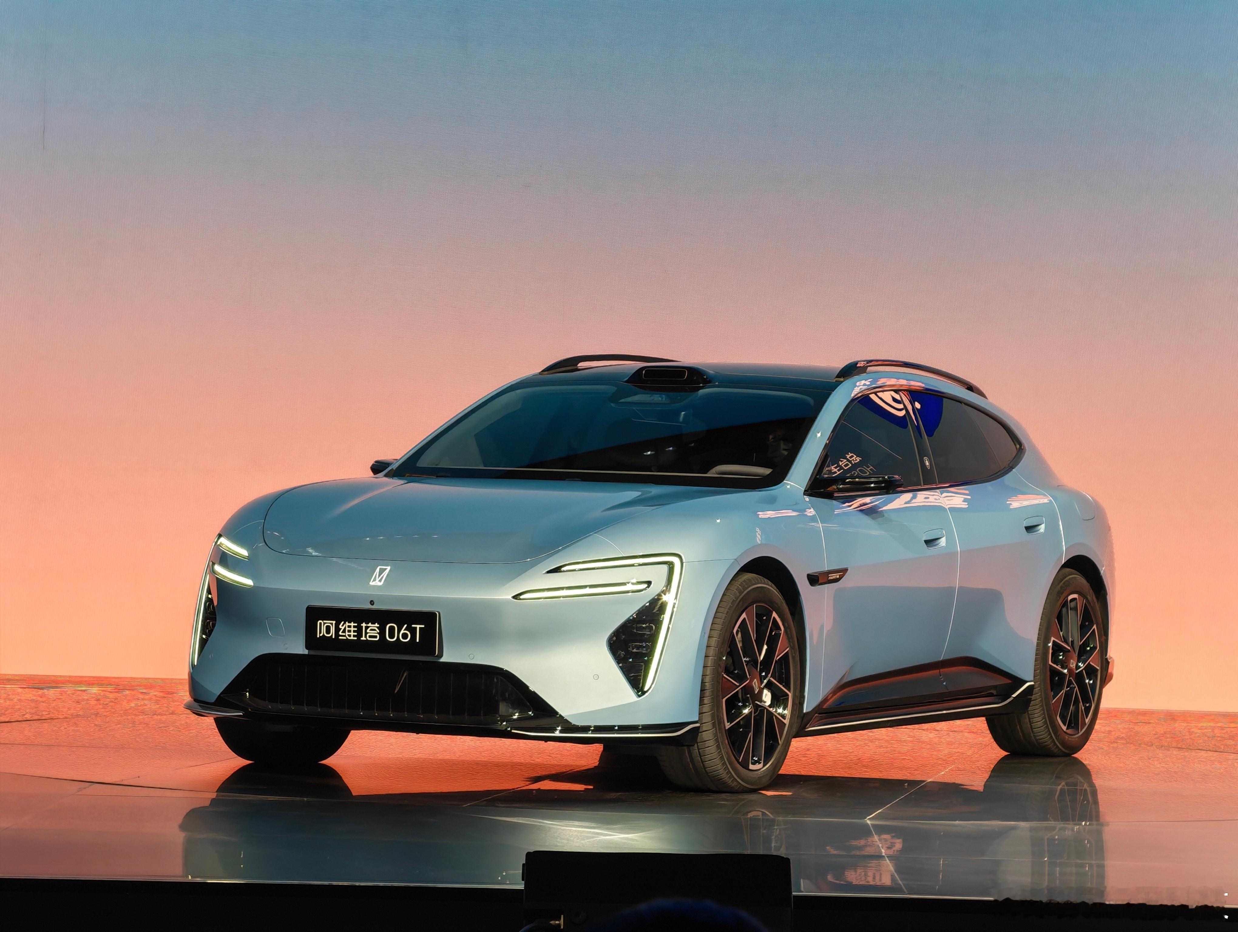 阿维塔06T售21.99万起  4月22日，阿维塔06T正式上市，售价21.99