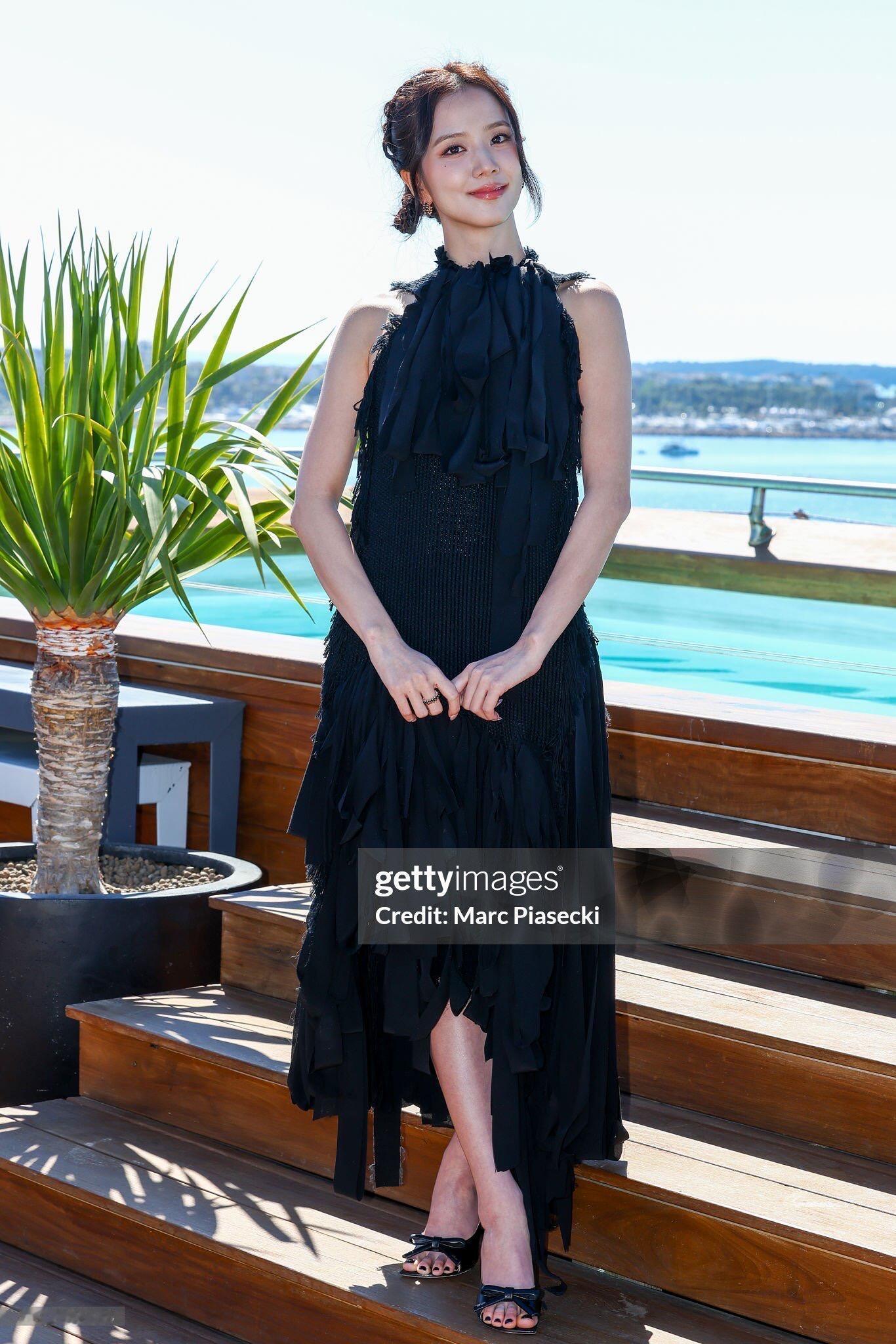 JISOO戛纳新造型G社生图，太权威了金智秀