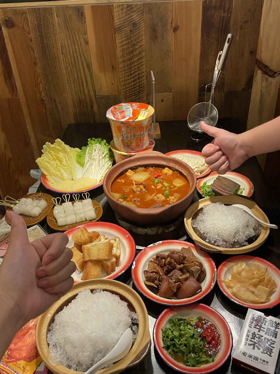 没想到老茶头出了猪蹄煲！太绝了！！