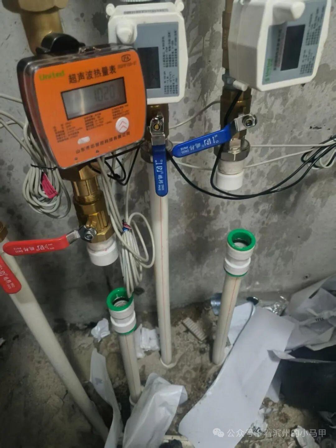 滨州热力有限公司近日通报城区违规用热查处情况：
花开文苑一用户三次破坏热力封条私