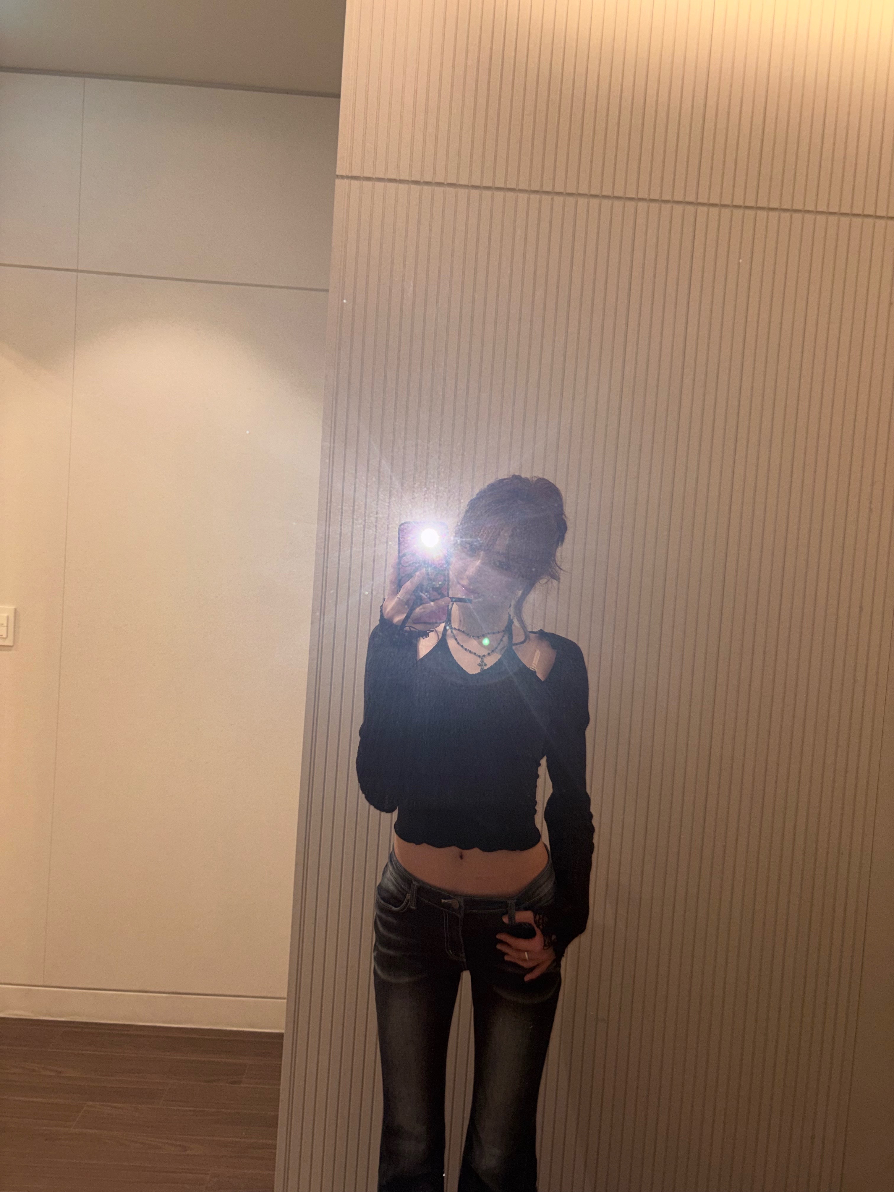260711 COSMO ROOM更新对镜拍🩶tripleS组合周心语
