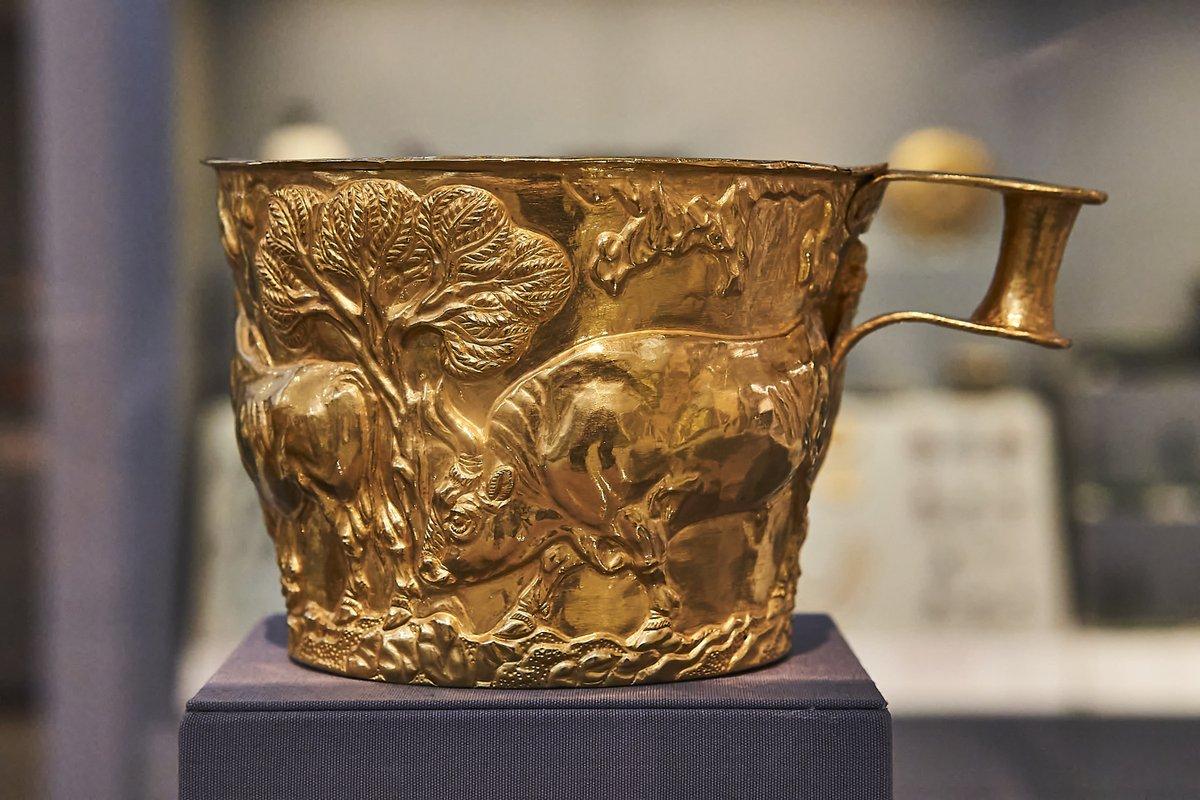 3500年前的古希腊黄金杯：这工艺你觉得怎么样？这件金杯出自希腊拉科尼亚地区的瓦
