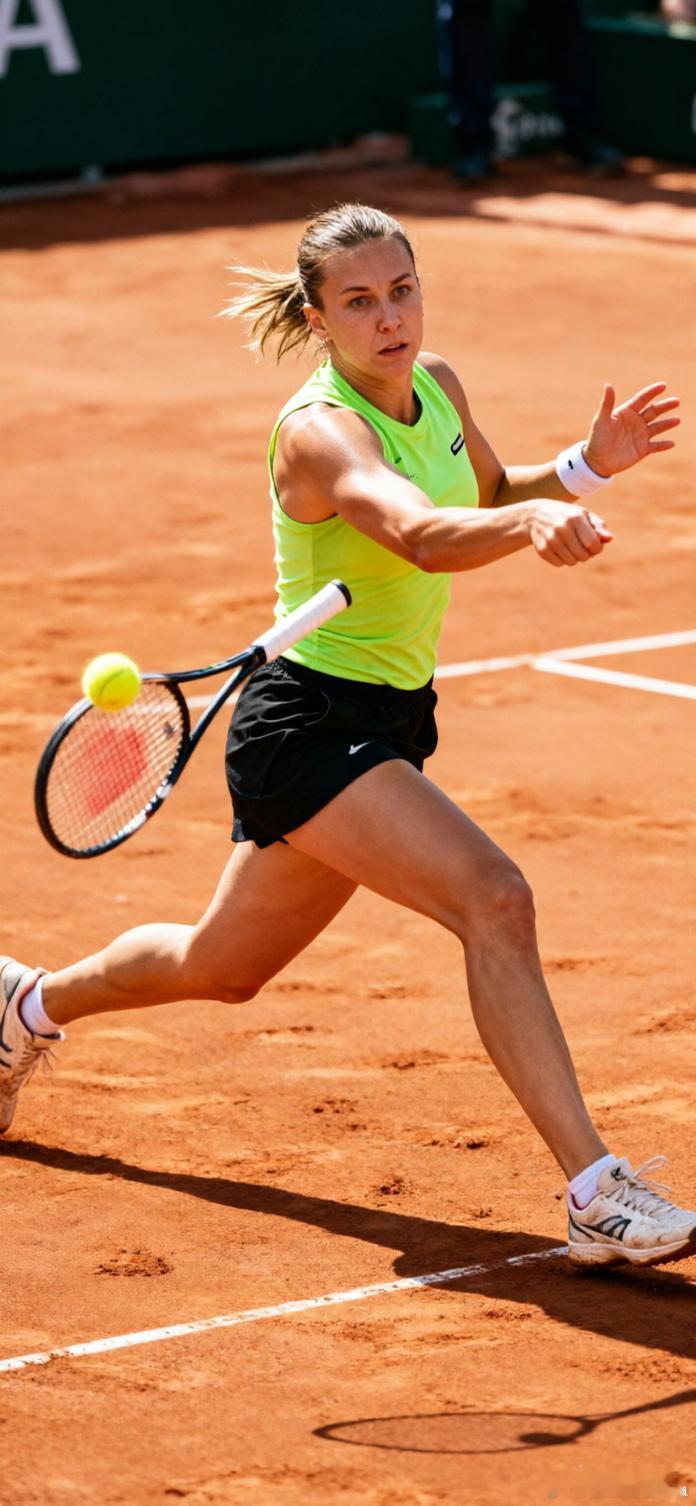 赫瓦林斯卡晋级法网4强赫瓦林斯卡晋级法网4强 🎾波兰黑马太燃了！法网女单1/4