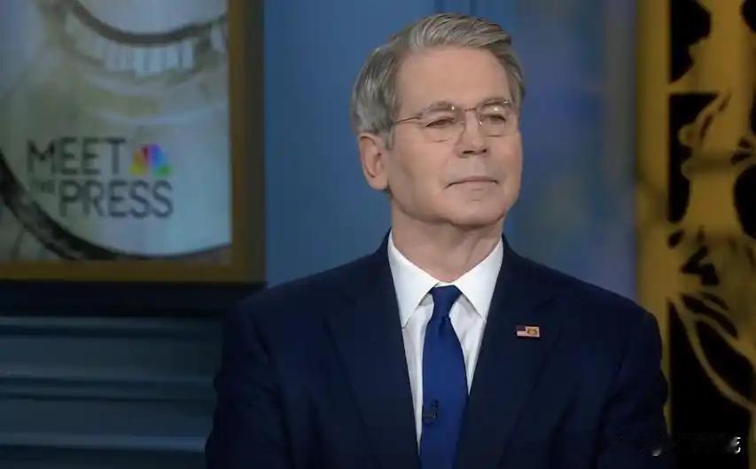 当地时间22日，美国财长贝森特宣布制裁俄罗斯最大的两家石油企业，同一天，欧盟也达