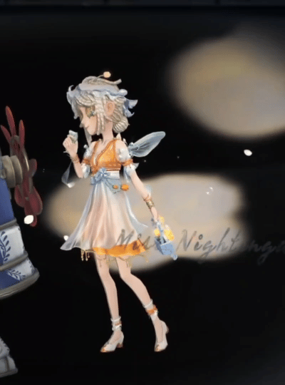 第五人格[超话]  这么萌的互动[来抱抱]坏笑丁丁和手短短邦邦 