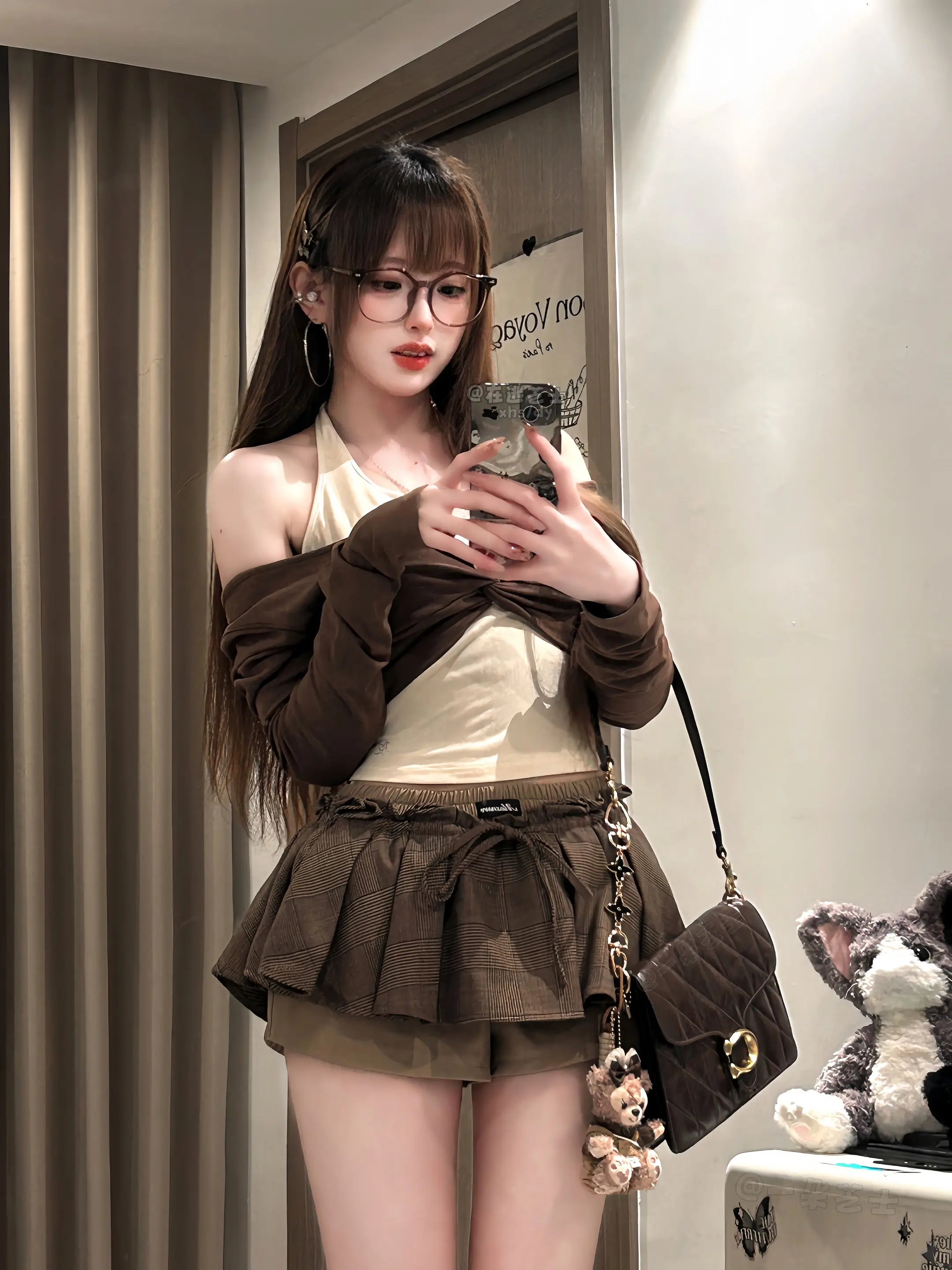 你迟来的顿悟很可爱 但是时间不是创可贴 我想到某些时刻还是会流泪