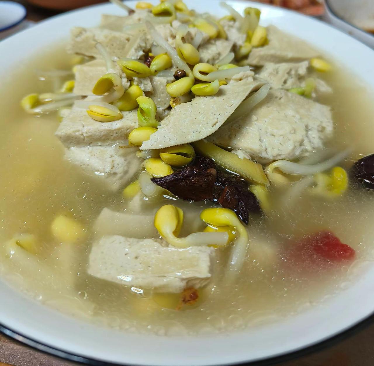 夜补。凉拌菜 一盘咸菜的含金量 青啤治愈时刻 拌茄子做法