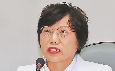台独”顽固分子刘世芳，被大陆点名制裁后一直强装淡定。现在终于装不下去了，急忙发声
