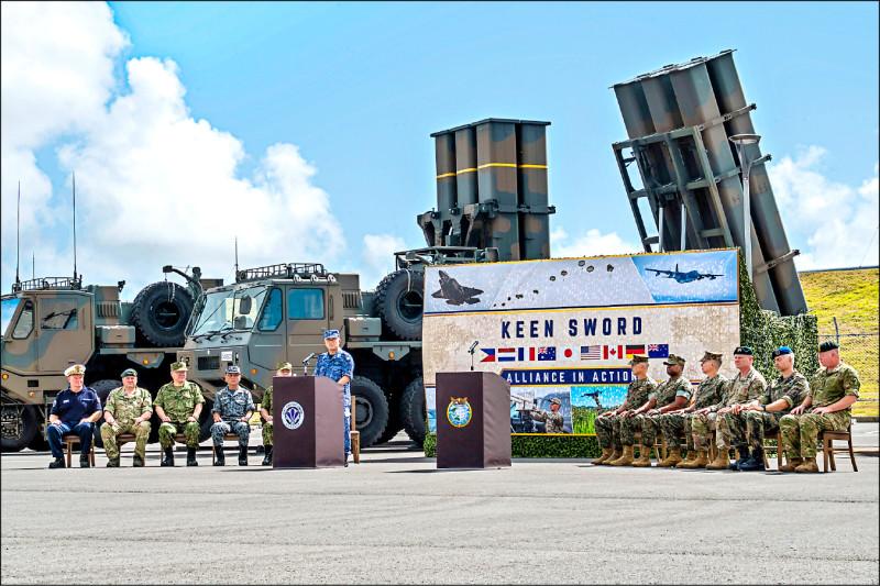 【美日进攻性武器猬集台海周边，美陆军上将：“让对手见识到一些他们应该感到担忧的实