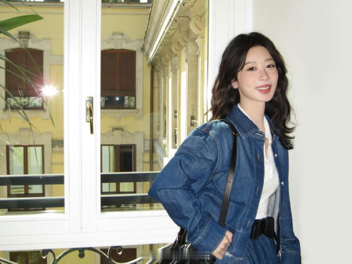 杨紫杨紫玉兰花开君再来 yz杨紫董竹君 愿你像花蕾一样绽放，像嫩芽野蛮生长【杨紫
