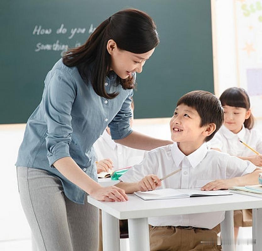 不出意外，2027年开始，中小学教师岗位将迎来行业新一轮洗牌
 
随着出生人口持