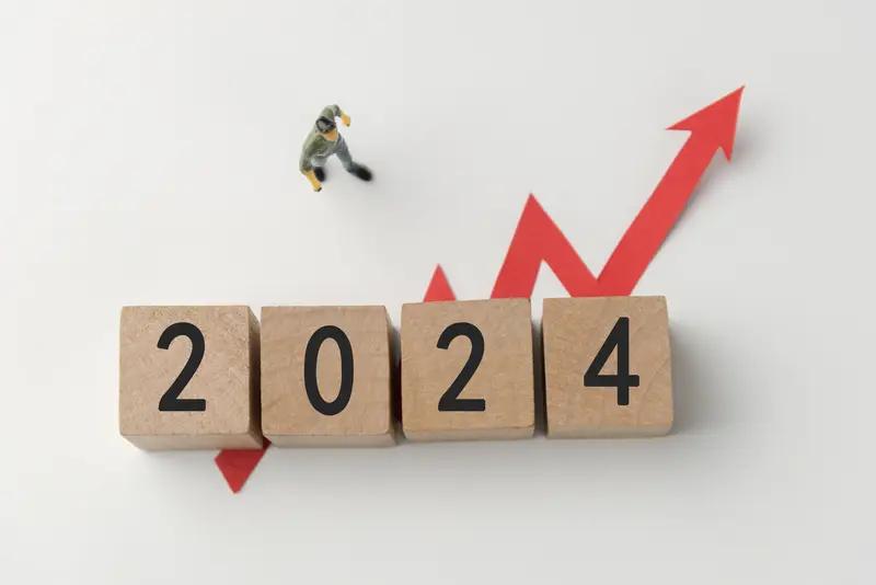 Deepseek预测：副高7级，2040年退休，退休金能拿多少？

把未来数据喂